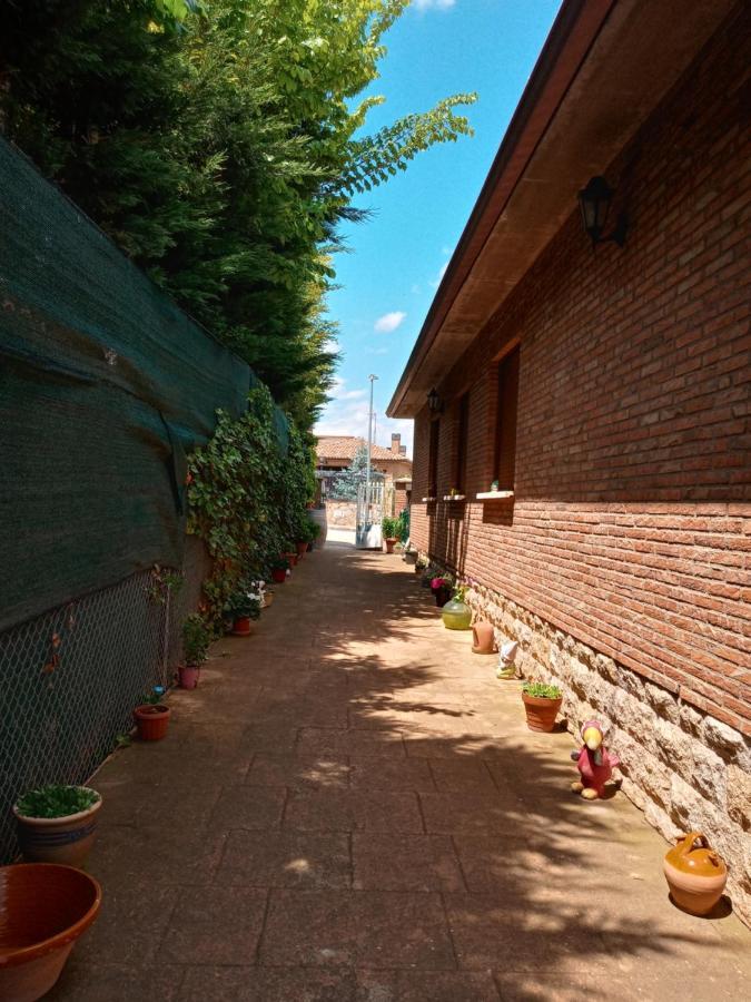 Ferienwohnung Vivienda Turistica San Martin Sotés Exterior foto